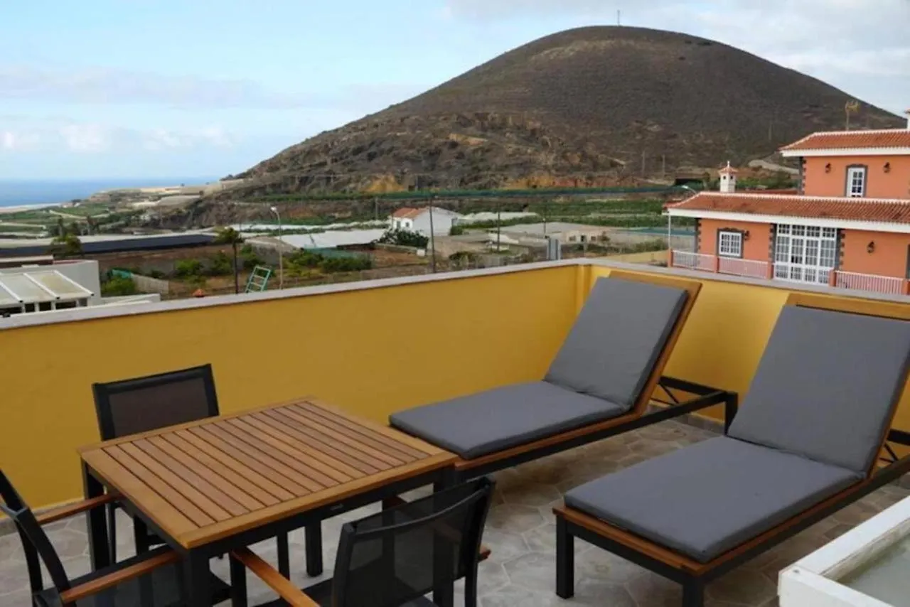 Ferienhaus Villa Casa Totalmente Renovada En Zona Muy Tranquila!!! Vistas Al Mar Y Montana Buenavista Del Norte Spanien